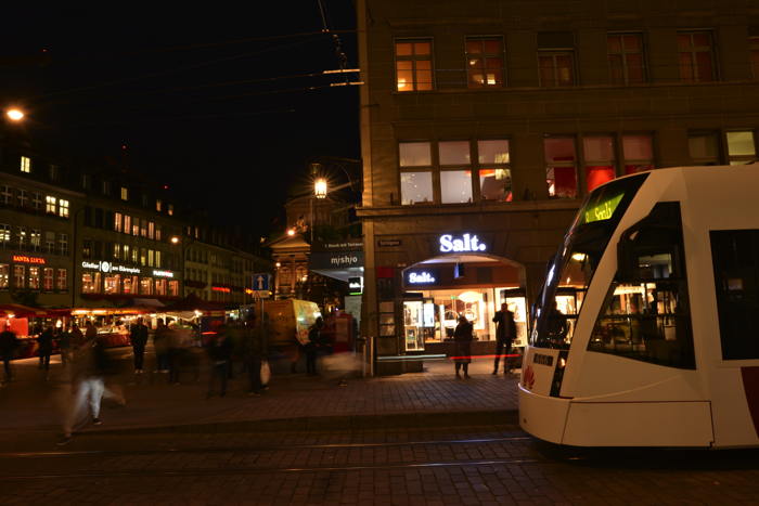 — Place des ours et tram 666 — Bern/Berne —
